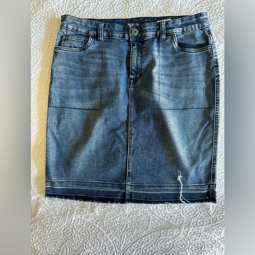 Frayed Edge Denim Skirt